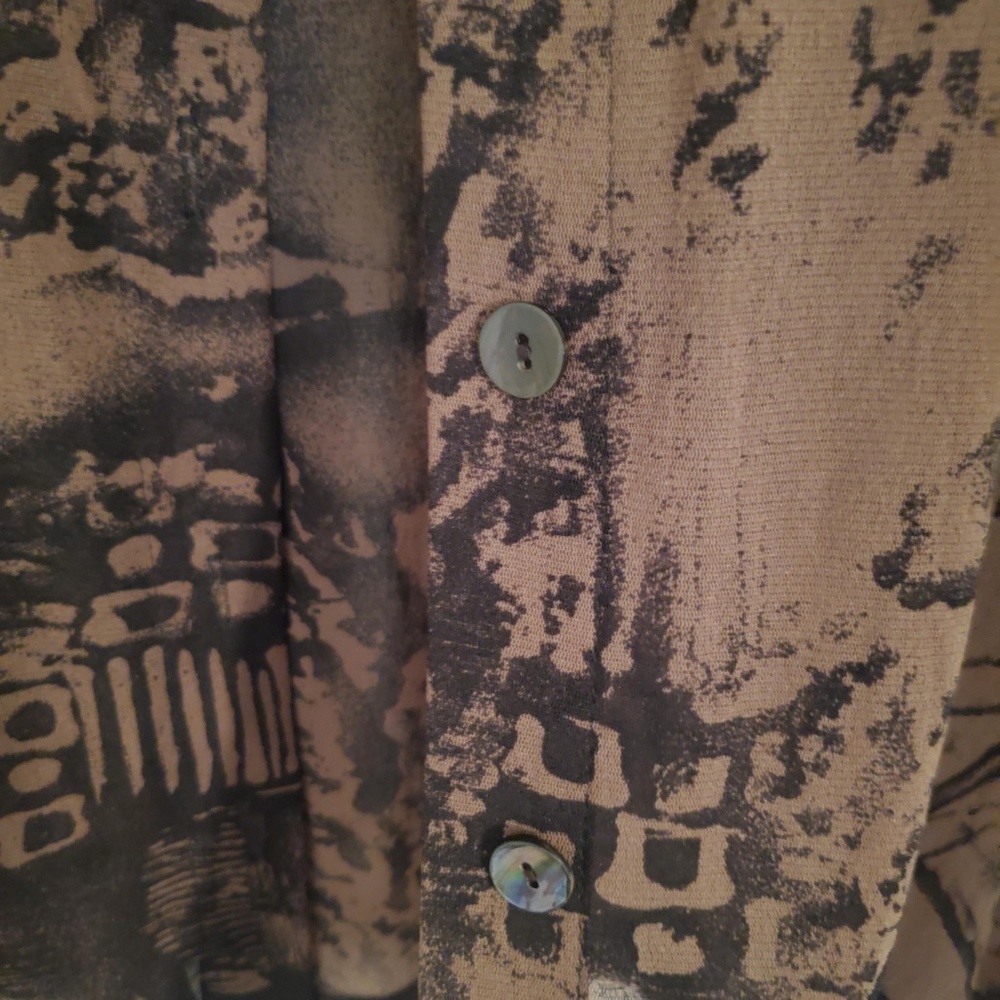 CHICO'S 100% NYLON BUTTON DOWN SHEER SWEATER - SIZE 3 (US L) - Picture 5 of 7